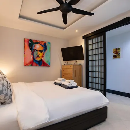 Kata Beach Luxury Condo - Spacious - Exquisitely Furnished - 6Min Walk To Beach - 2025 Booking Traveller Award Winner Exterior photo