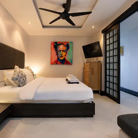 Kata Beach Luxury Condo - Spacious - Exquisitely Furnished - 6Min Walk To Beach - 2025 Booking Traveller Award Winner Exterior photo
