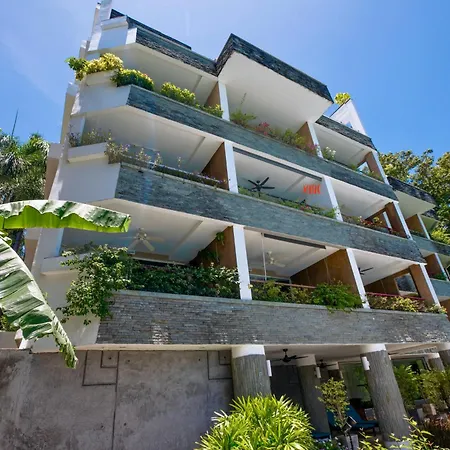 Kata Beach Luxury Condo - Spacious - Exquisitely Furnished - 6Min Walk To Beach - 2025 Booking Traveller Award Winner Exterior photo