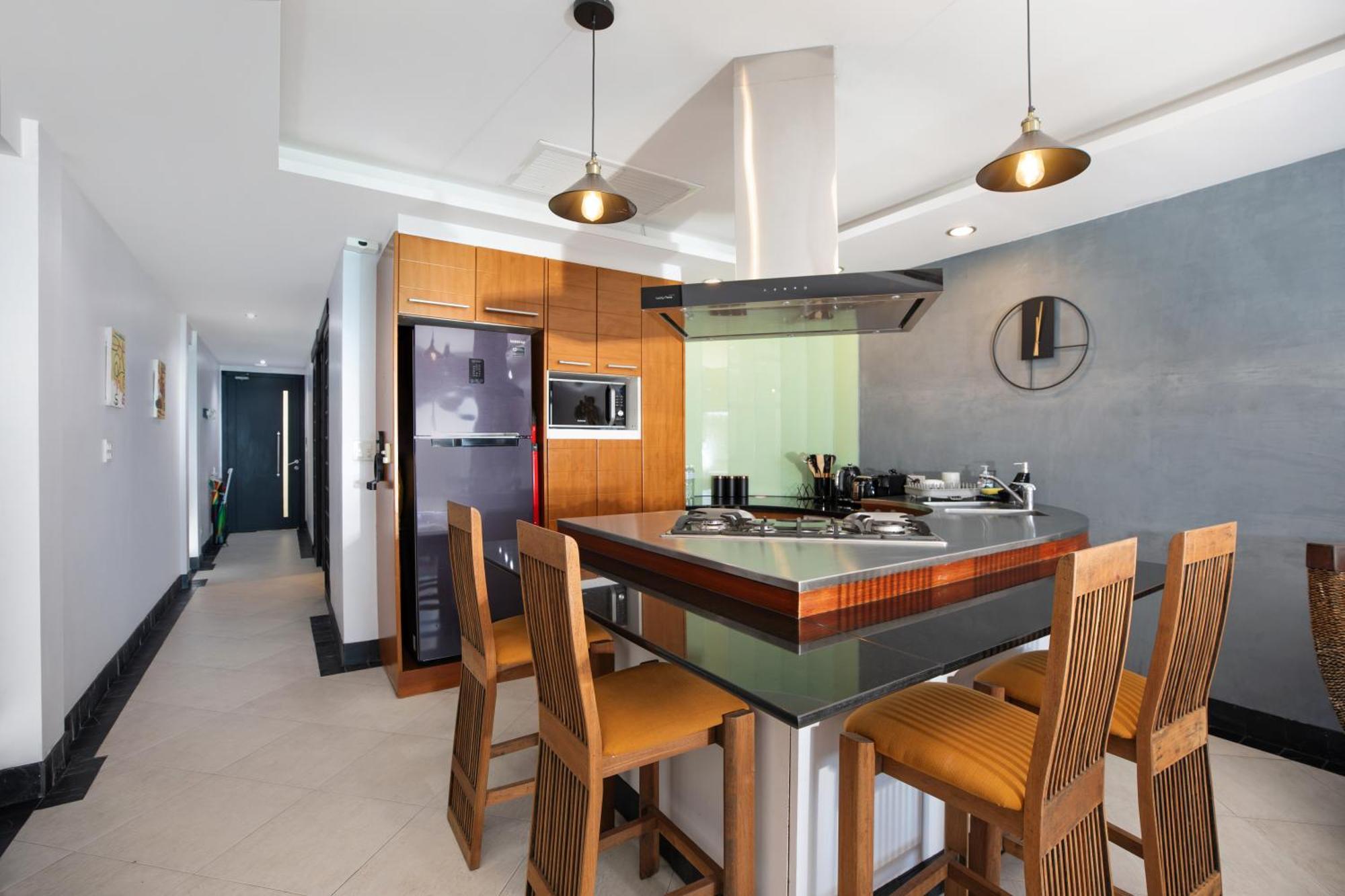 Apartment Luxury - Spacious - Exquisitely Furnished - 6min Walk To - 2025 Traveller Award Winner Strand Kata