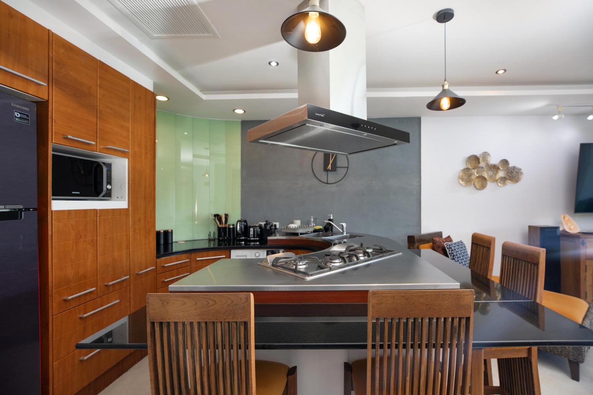 Apartment Luxury - Spacious - Exquisitely Furnished - 6min Walk To - 2025 Traveller Award Winner Strand Kata