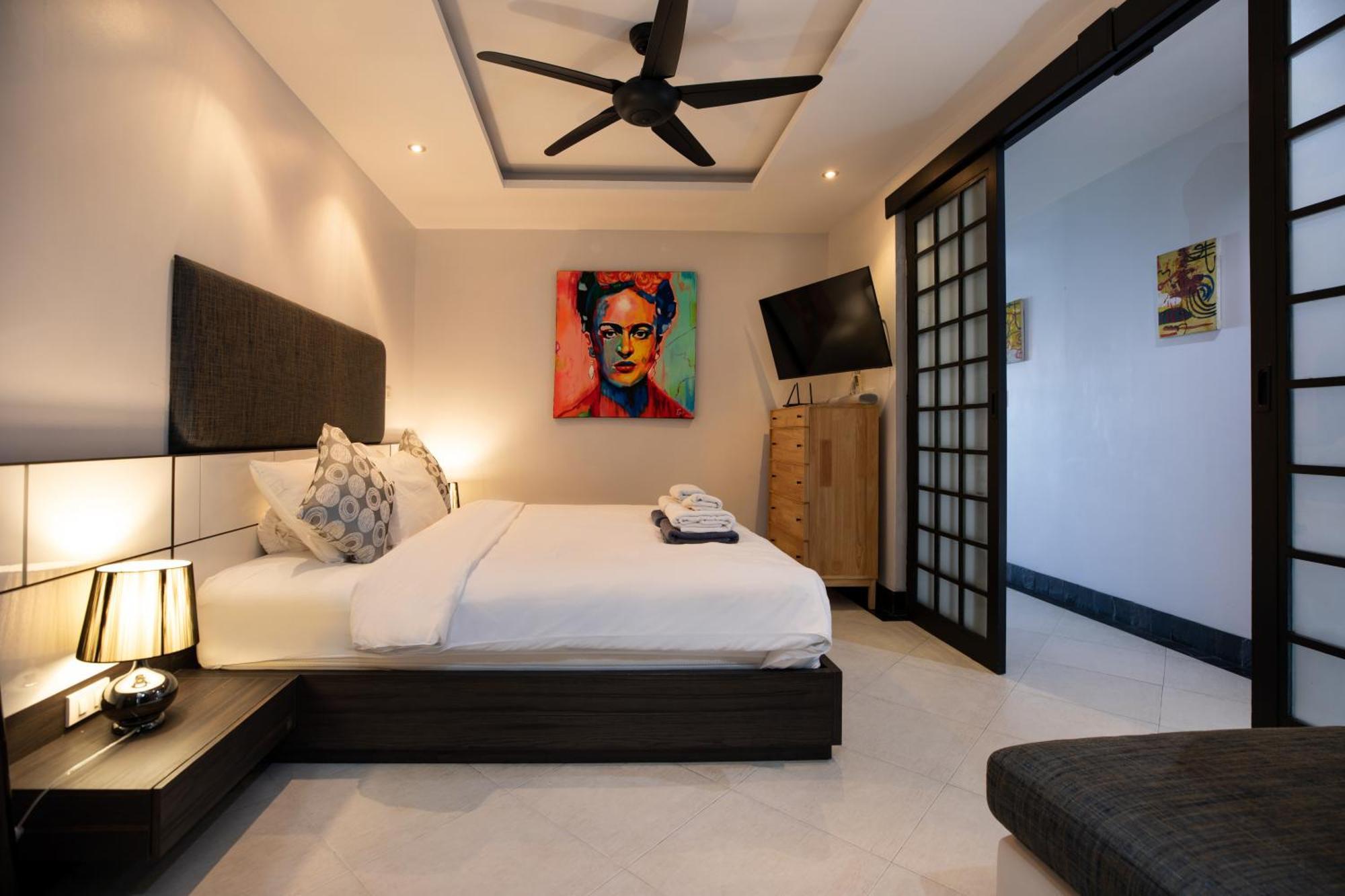 Luxury - Spacious - Exquisitely Furnished - 6min Walk To - 2025 Traveller Award Winner Apartment Strand Kata